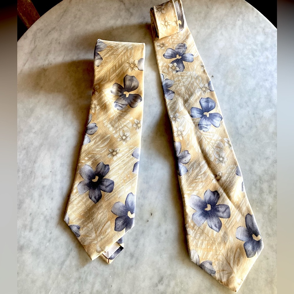 (2) Floral/tropical print men’s tie Dillards
